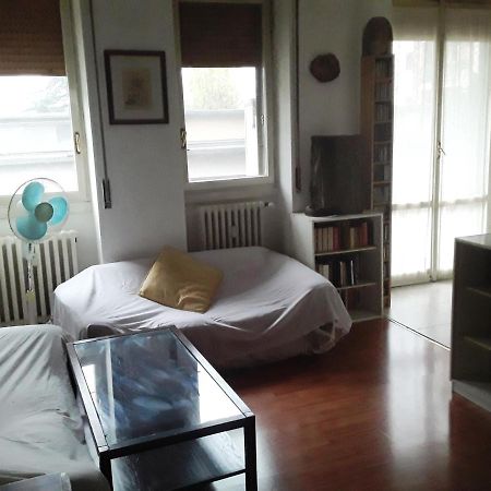 Camera A Milano Zona Nolo Cimiano Appartement Buitenkant foto